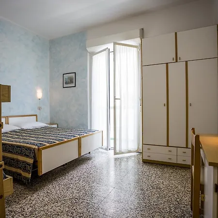 Costa Del Sole Only 호텔 2*