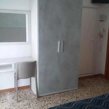 Costa Del Sole Only 酒店 米兰马瑞提那