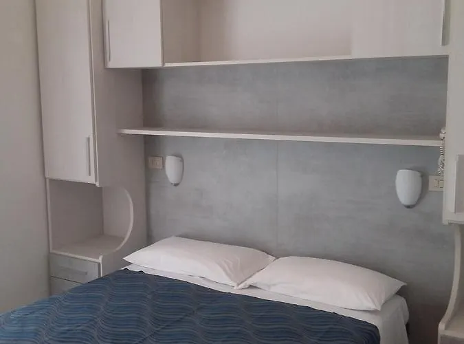 Costa Del Sole Only 酒店 米兰马瑞提那